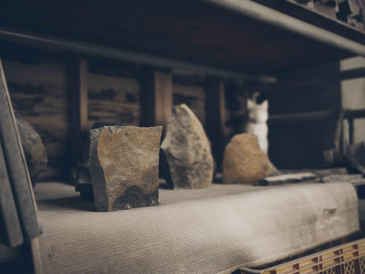 Studio 浮島彫刻スタジオ UKISHIMA SCULPTURE STUDIO